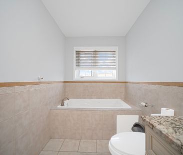 For Lease - 2 Checkerberry Crescent Unit# Upper, Brampton, Ontario - Photo 5
