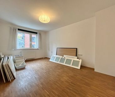 Charmante 3,5 Zimmerwohnung im Saarlandstraßenviertel - Foto 2