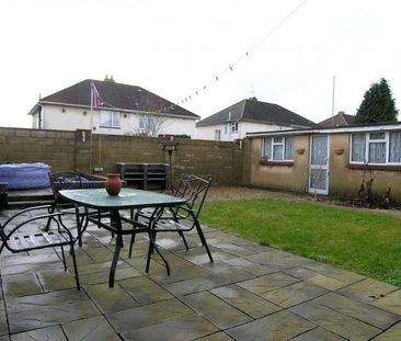 Bedroom Detached House In Wallisdown, BH12 - Photo 2