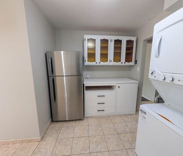 All Inclusive 3 Bedroom Main Unit In Niagara Falls - Photo 5