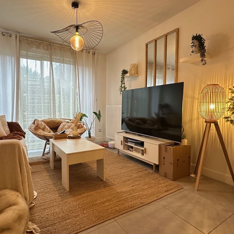 Location Appartement 2 pièces 44m² VILLEFRANCHE SUR SAONE 69400 - Photo 1