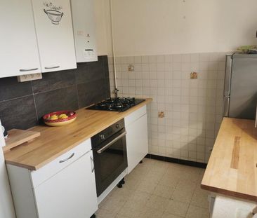 Location Appartement 3 pièces 55m² DRAGUIGNAN 83300 - Photo 2