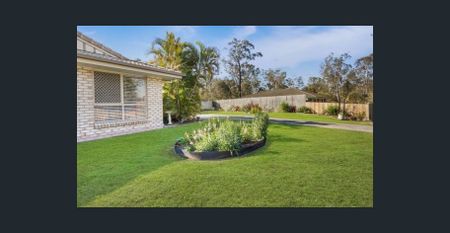 Walk to School and shops. - Photo 5