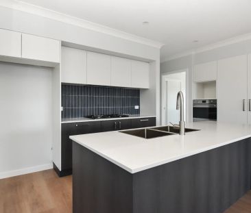 19 Whitebox Street, Orange. - Photo 1