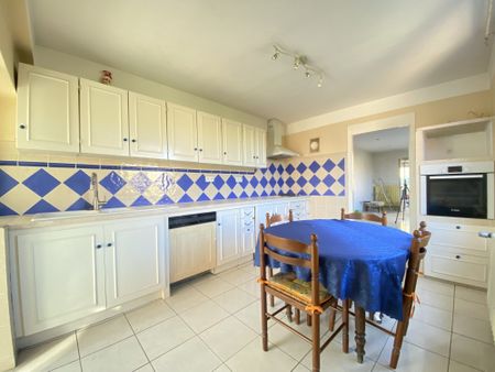 Location Appartement 4 pièces 90m² LORGUES 83510 - Photo 2