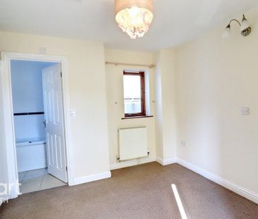 2 bedroom coach house to rent - Photo 6