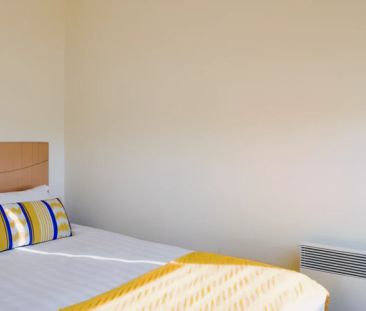 Studio Apartment - Photo 5