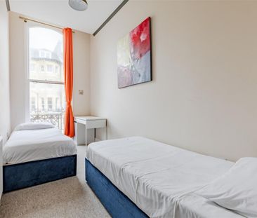 First Avenue, Hove - Photo 4