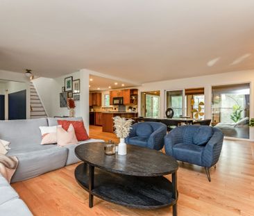 For Lease - 12 Pellan Crescent, Kanata, Ontario - Photo 1