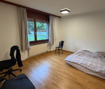 Zentral gelegene 3.5-Zimmer-Gartenwohnung in Affoltern a. A. - Foto 2