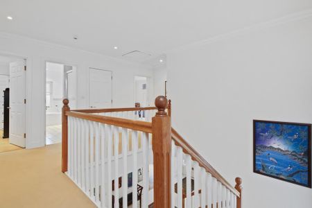 Grange Place, Walton On Thames, Surrey, KT12 - Photo 3