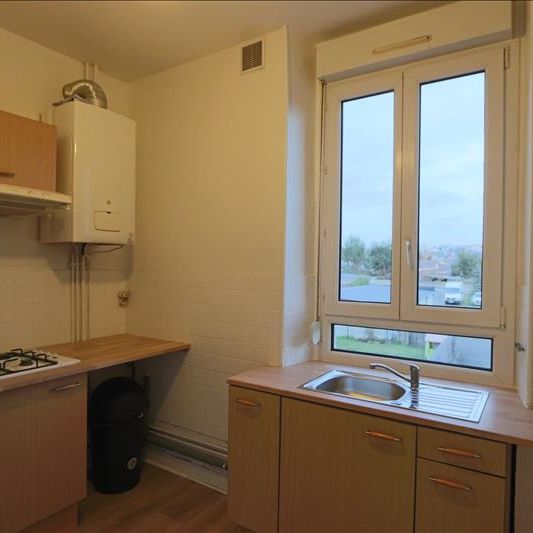 3 pièces - 63,8 m² - 1er étage - Colocation non autorisée - Photo 1