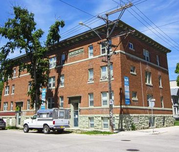 641/645 Westminster Avenue | 645 Westminster Avenue, Winnipeg - Photo 1