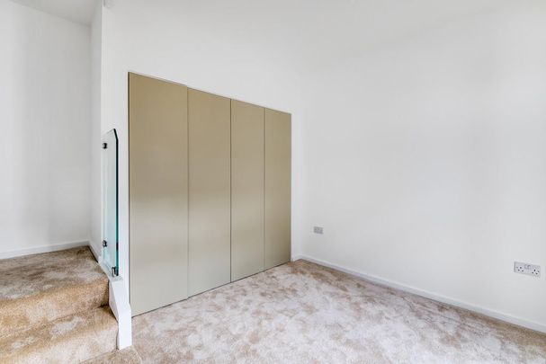 1 Bed Flat, Adolphus Road, N4 - Photo 1