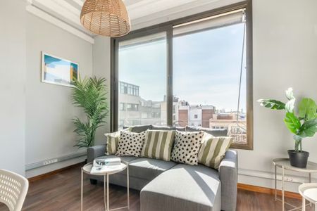 Carrer de Balmes, Barcelona, Catalonia 08008 - Photo 2