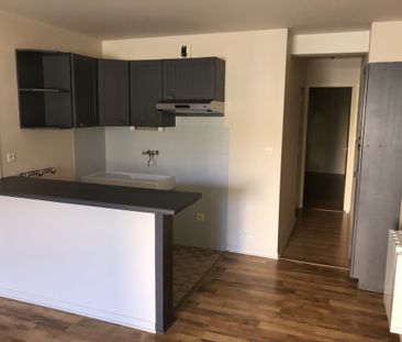 Location Appartement 2 pièces 43m² MARMANDE 47200 - Photo 5
