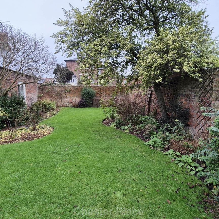 Abbey Street, Chester - Photo 1