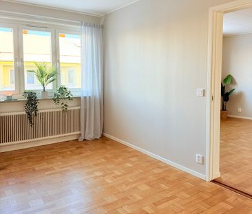 Drottninggatan 22 - Photo 1
