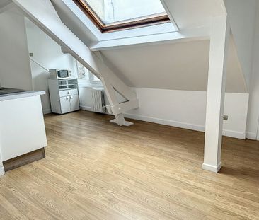 Appartement à louer - REIMS - CENTRE - Photo 5