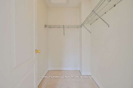 For Lease - 45 Peach Drive, Brampton, Ontario - Photo 4