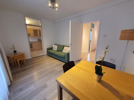 1 Bed Flat, Enterprize Way, SE8 - Photo 3