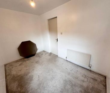 25 Ferndale Court, Lisburn Road, Belfast, BT9 7EE - Photo 4