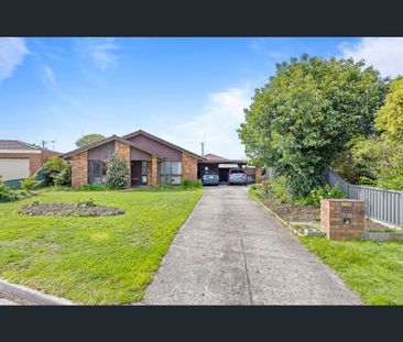 12 Limetree Way, Lake Gardens, Vic 3355 - Photo 4