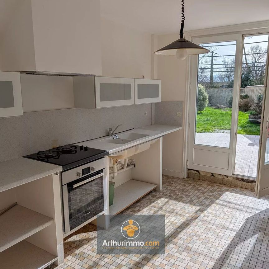 Location Maison 5 pièces 135 m2 à La Ronde - Photo 1