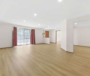 16 Lauren Drive, Hampton Park VIC - Photo 1