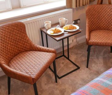 4 bedroom house of multiple occupation to rent - Photo 2