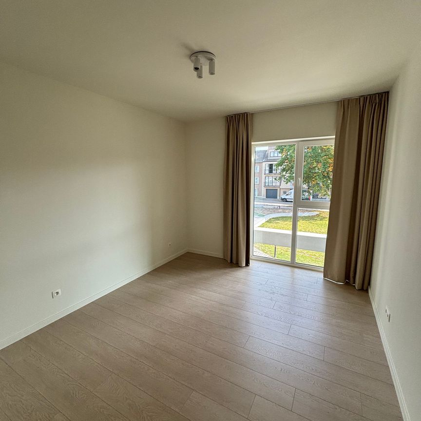 Nieuwbouw 1-slaapkamerappartement met terras - Foto 1