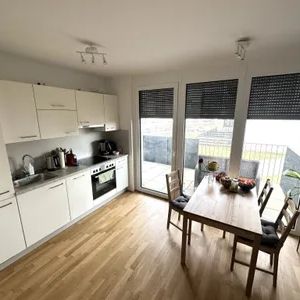Moderne 3 Zi Wohnung mit Balkon provisionsfrei - nahe U1 Kagraner Platz - Photo 2