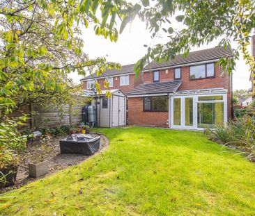 4 bedroom detached house to rent - Photo 1