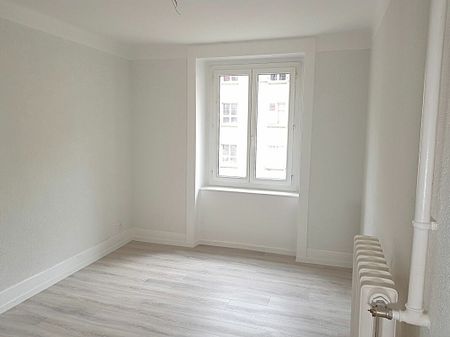 Appartement rénové de 4 pièces avec balcon - Photo 4