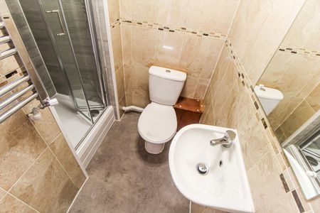 Queen Street, Treforest, Pontypridd - Photo 5