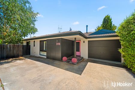 39B Morton Street, Queanbeyan NSW 2620 - House For Rent | Domain - Photo 4