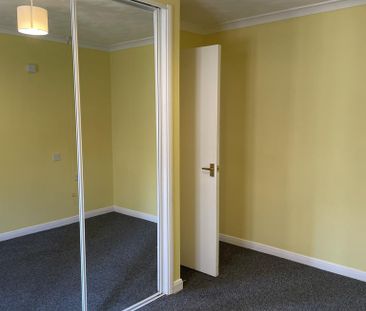 2 bedroom retirement property to rent - Photo 1