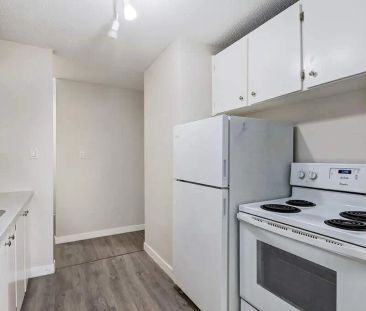 - 2 Bedroom at WaverTree Apartments - Photo 4