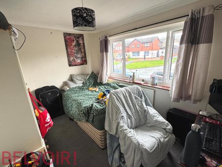 5 bedroom semi-detached house to rent - Photo 2