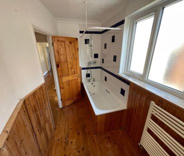 3 bedroom maisonette to rent - Photo 6