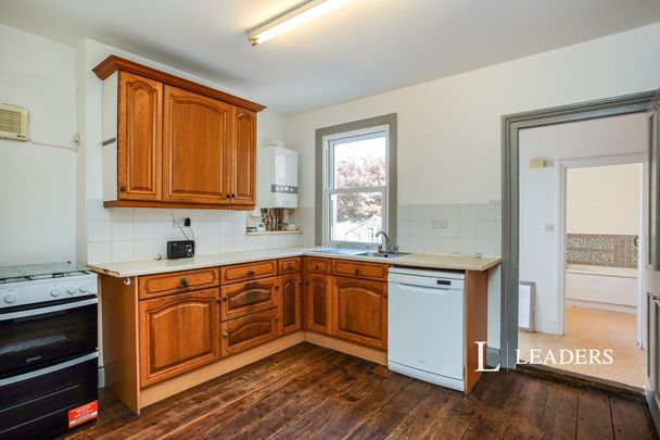 3 bedroom semi-detached to rent Lavender Hill, Tonbridge - Photo 1