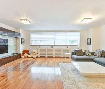 4 bedroom flat to rent - Photo 2