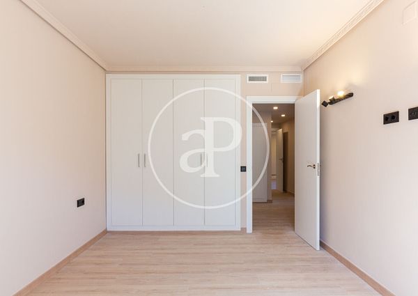 Flat for rent with Terrace in Ruzafa (Valencia)