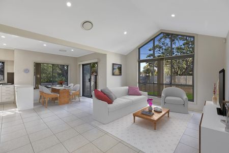 Stylish & Convenient Living in the Heart of Woy Woy - Photo 2