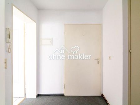 Erstbezug nach Sanierung: 2,5-Zi.-Wohnung mit Balkon im 1. OG - Photo 2