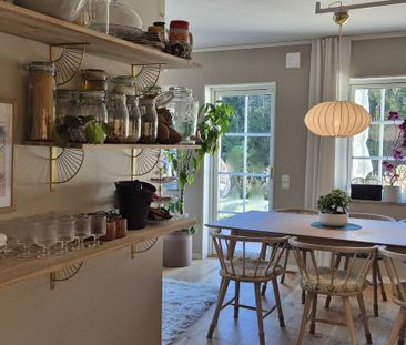 Gropenvägen, Skokloster - Photo 2