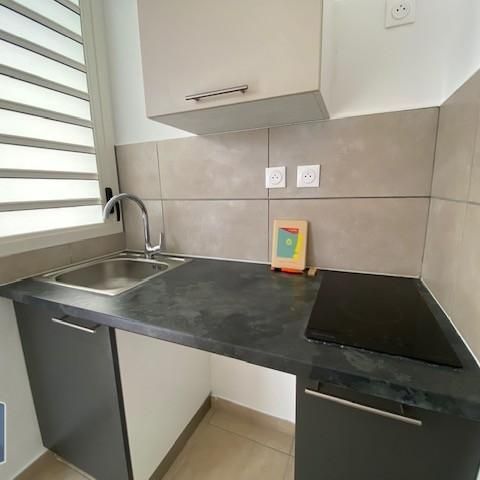 Location Appartement 1 pièce 22m² LE TAMPON 97430 - Photo 1