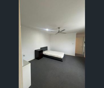 3 Bedroom Family Home in Lakewood Reserve - AVAILABLE NOW! - Photo 6