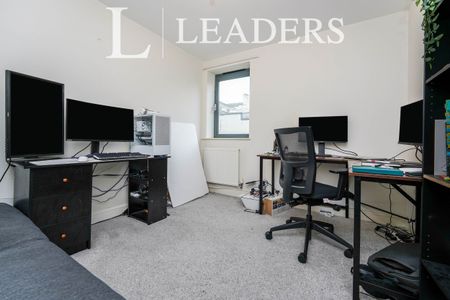 2 bedroom apartment to rent Imperial Court, Imperial Lane, Cheltenham, GL50 - Photo 3