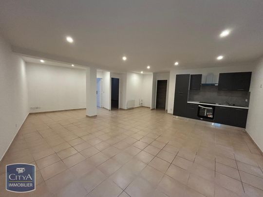 Location Appartement 3 pièces 81m² MARIGNANE 13700 - Photo 1